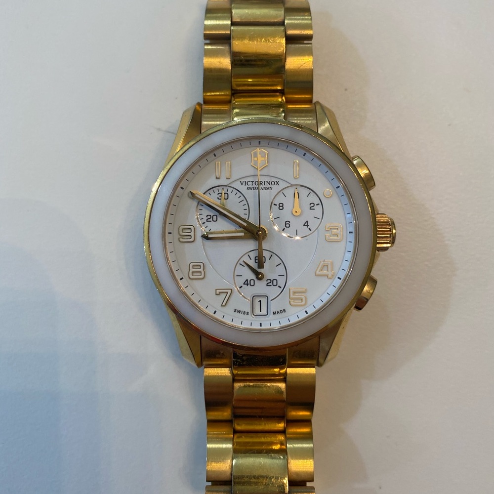 Victroinox women’s Swiss army watch